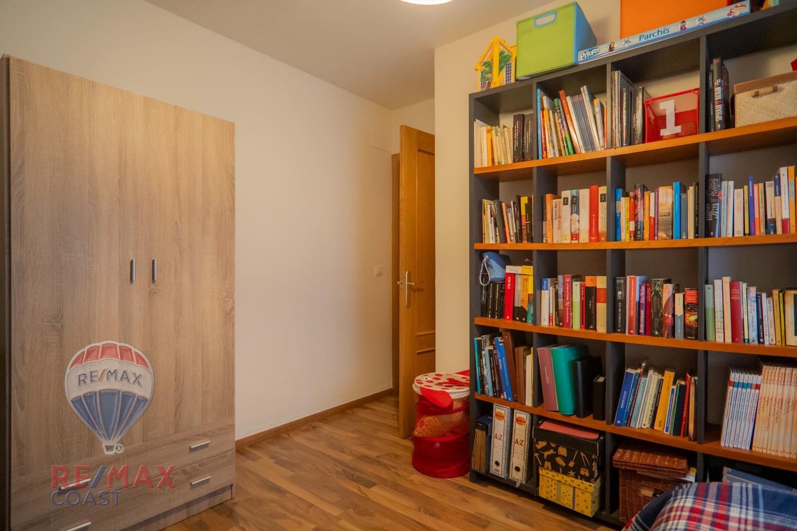 4 bedroom Flat for sale in Malaga city with garage - € 549,900 (Ref: 9452257)