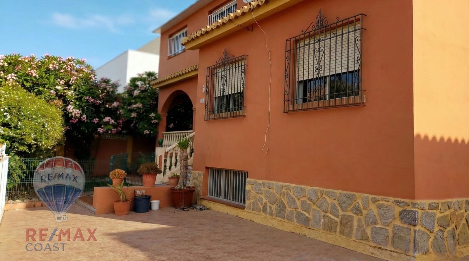 11 soveværelse Villa til salg i Rincon de la Victoria med swimmingpool garage - € 749.000 (Ref: 9462477)