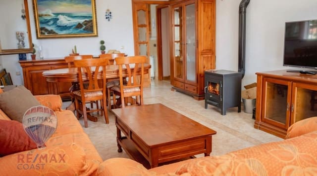 11 chambre Villa/Maison à vendre à Rincón de la Victoria avec piscine garage - 749 000 € (Ref: 9462477)