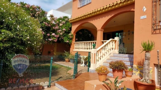 11 chambre Villa/Maison à vendre à Rincón de la Victoria avec piscine garage - 749 000 € (Ref: 9462477)