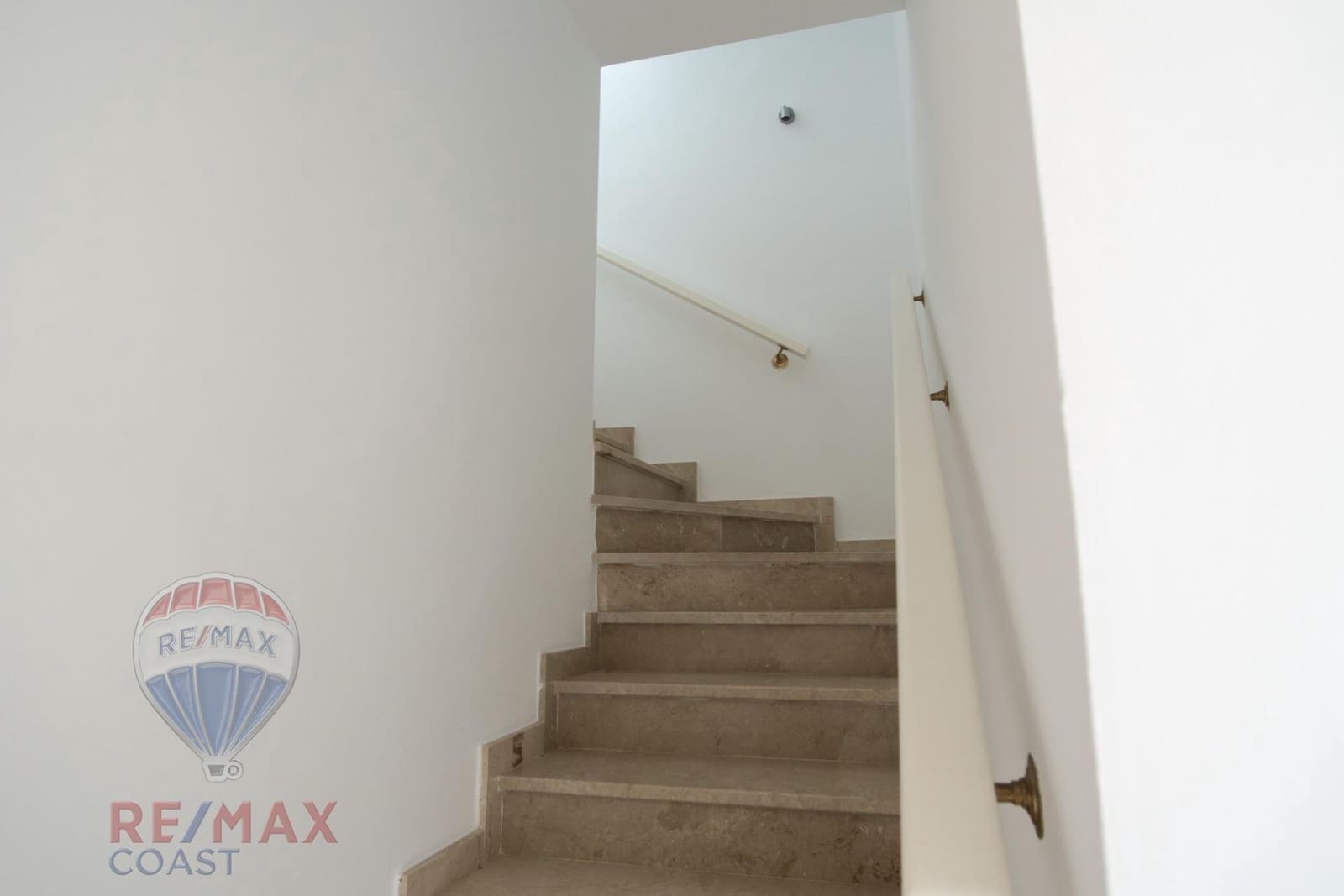 3 Zimmer Doppelhaus zu verkaufen in Mijas Golf mit Pool Garage - 430.000 € (Ref: 9462478)