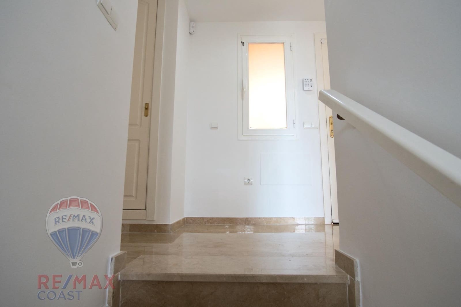 3 Zimmer Doppelhaus zu verkaufen in Mijas Golf mit Pool Garage - 430.000 € (Ref: 9462478)