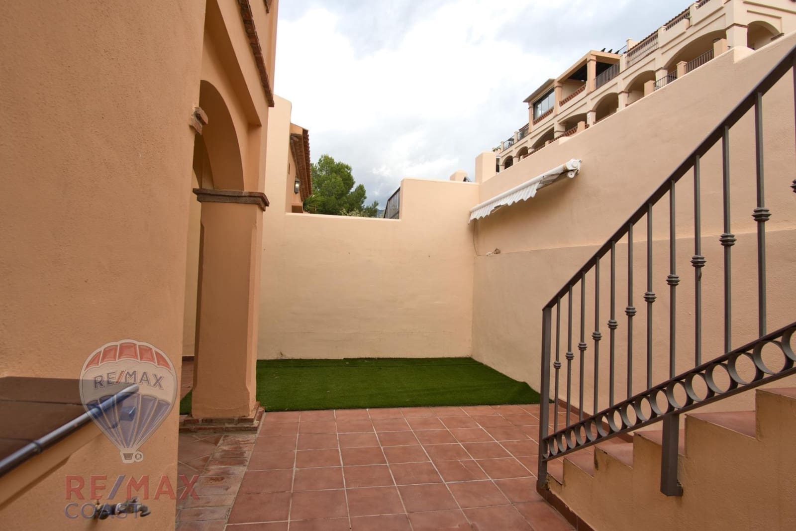 3 Zimmer Doppelhaus zu verkaufen in Mijas Golf mit Pool Garage - 430.000 € (Ref: 9462478)