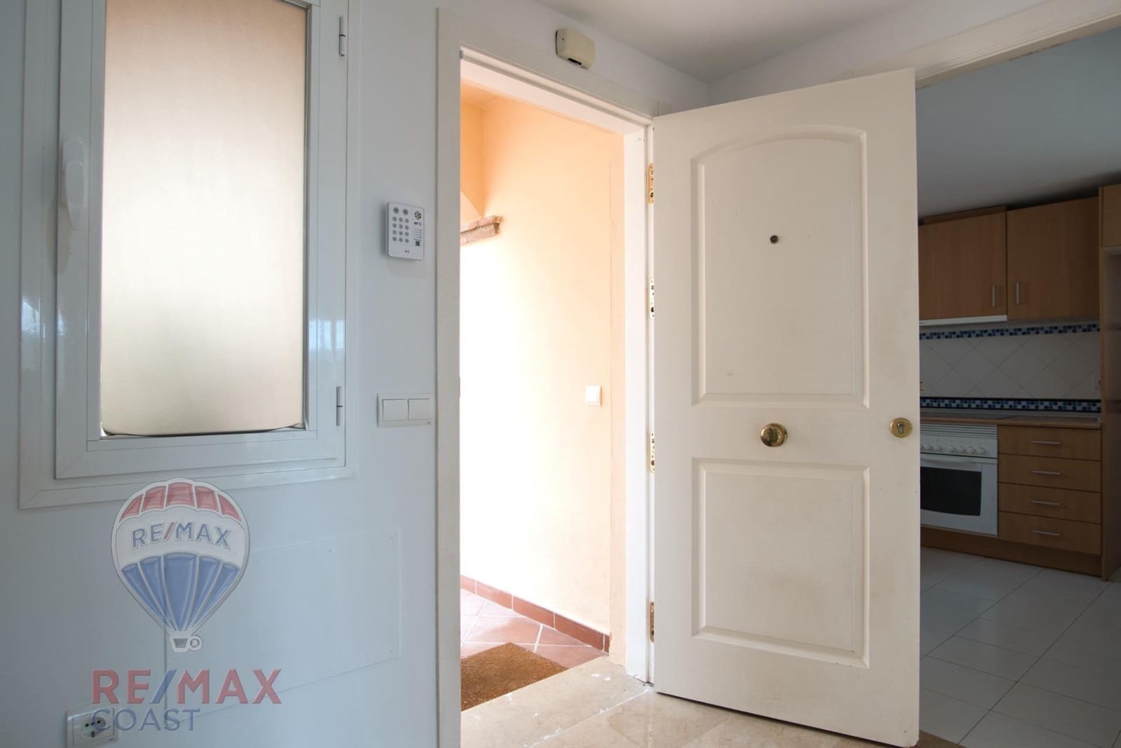 3 sypialnia Dom blizniak na sprzedaż w Mijas Golf z basenem garażem - 414 900 € (Ref: 9462478)