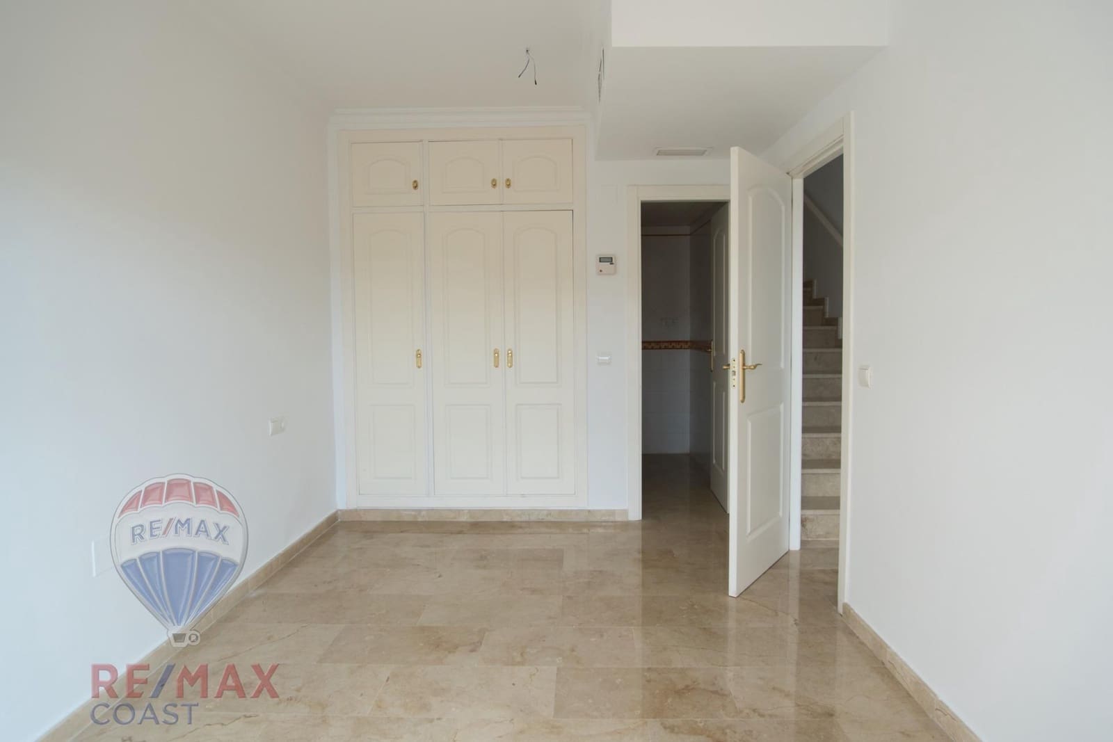 3 sypialnia Dom blizniak na sprzedaż w Mijas Golf z basenem garażem - 414 900 € (Ref: 9462478)