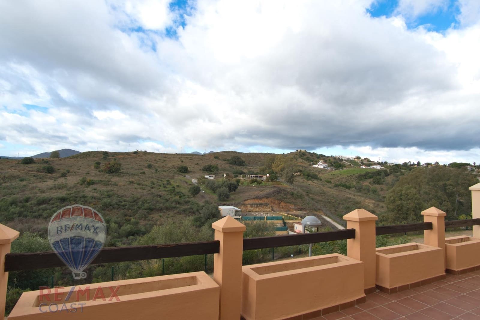 3 sypialnia Dom blizniak na sprzedaż w Mijas Golf z basenem garażem - 414 900 € (Ref: 9462478)