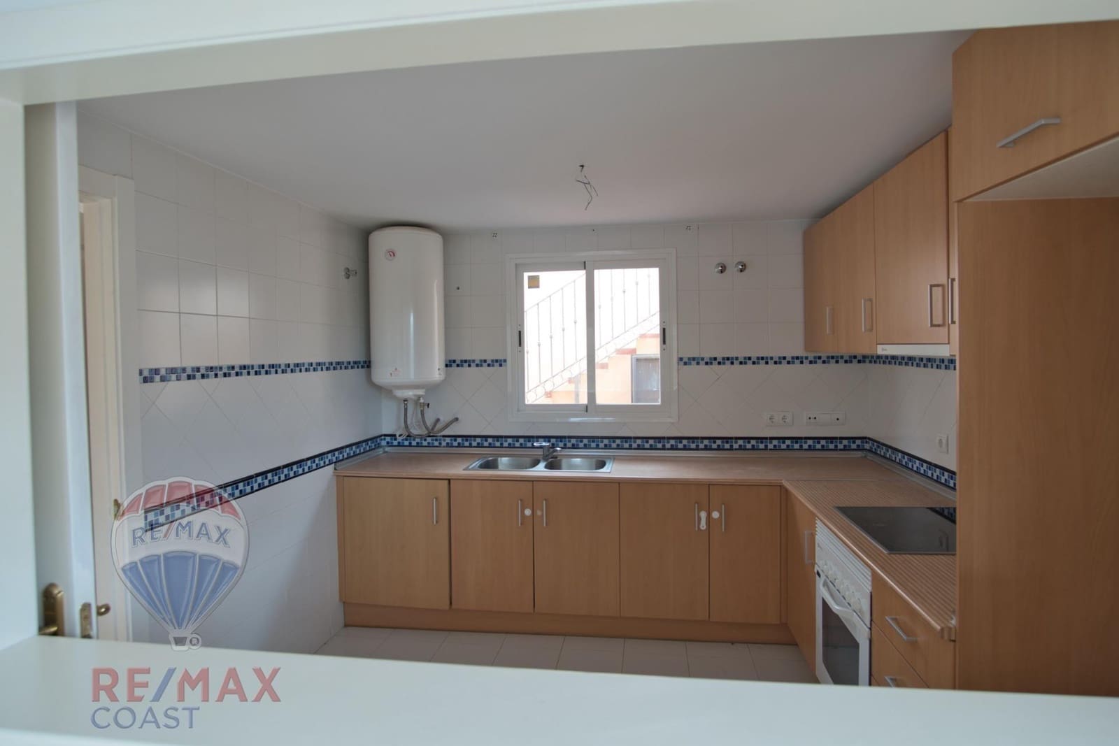 3 sypialnia Dom blizniak na sprzedaż w Mijas Golf z basenem garażem - 414 900 € (Ref: 9462478)