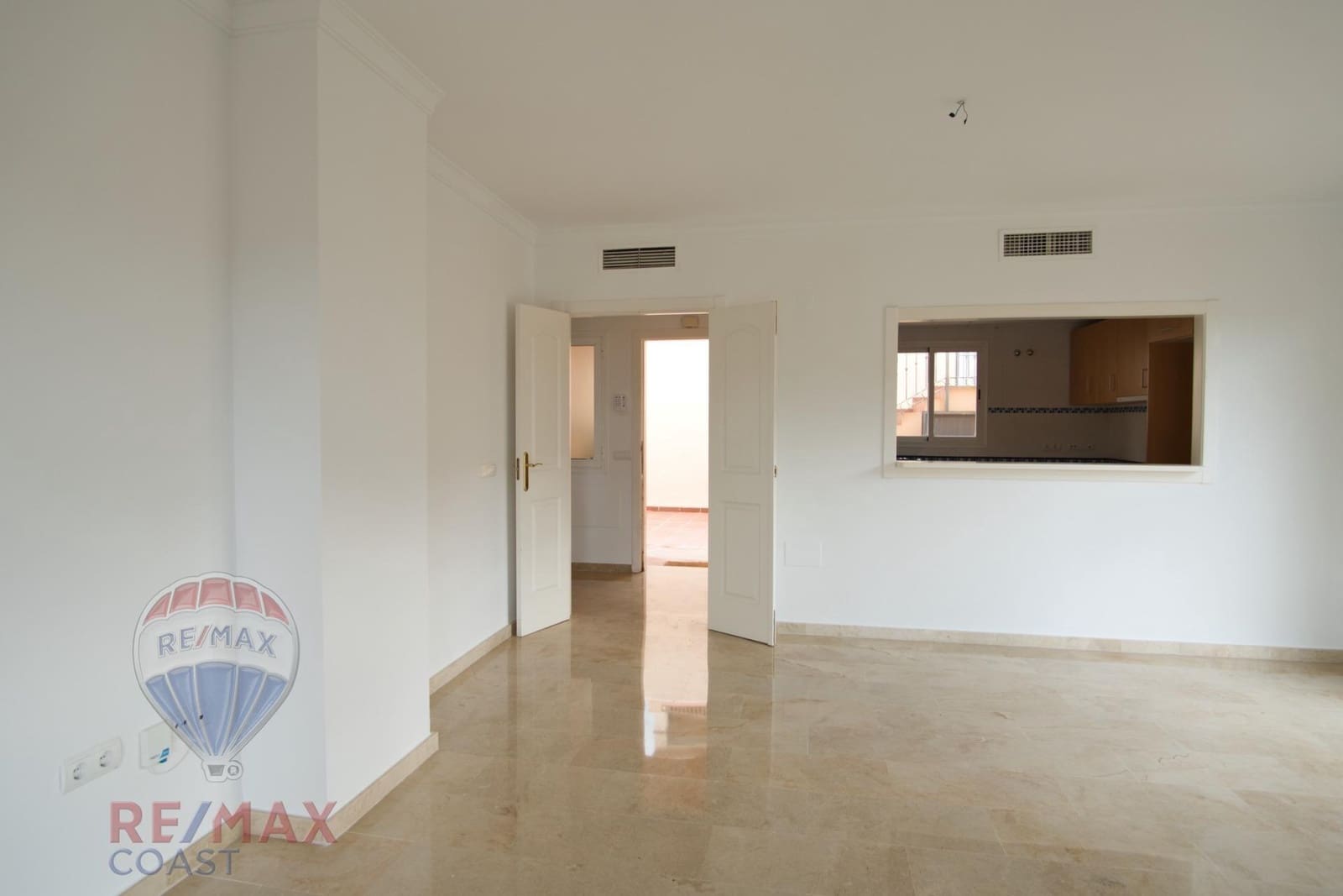 3 sypialnia Dom blizniak na sprzedaż w Mijas Golf z basenem garażem - 414 900 € (Ref: 9462478)