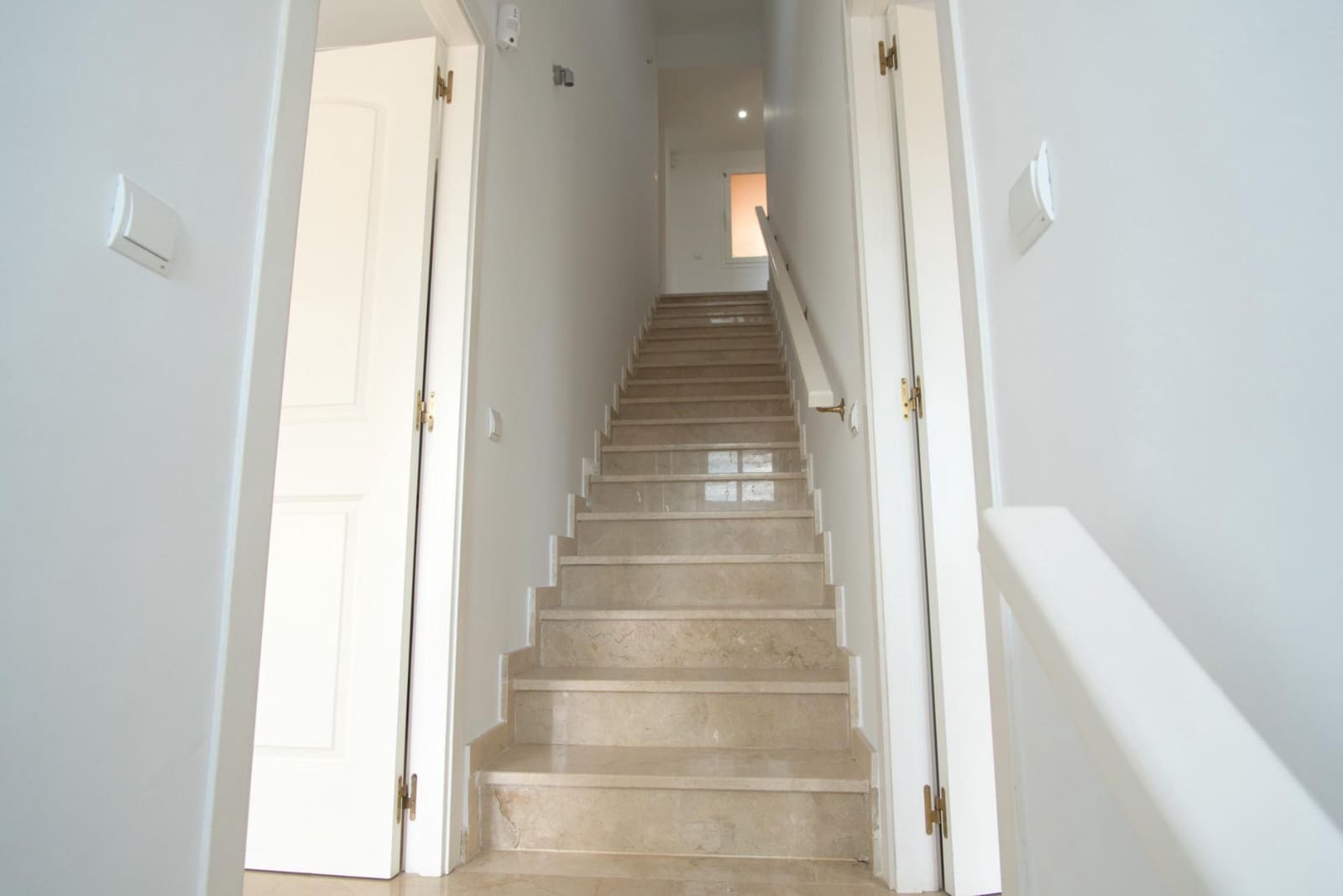 Pareado de 3 habitaciones en Mijas Golf en venta con piscina garaje - 445.000 € (Ref: 9462479)