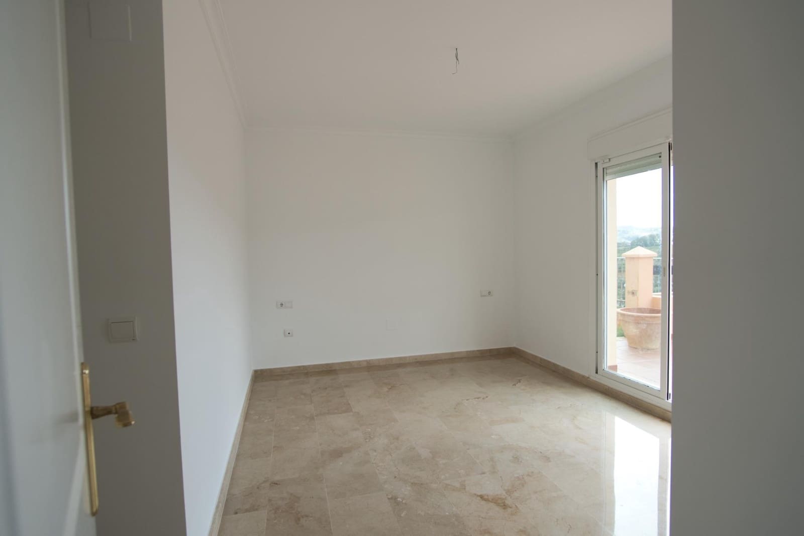 Pareado de 3 habitaciones en Mijas Golf en venta con piscina garaje - 445.000 € (Ref: 9462479)