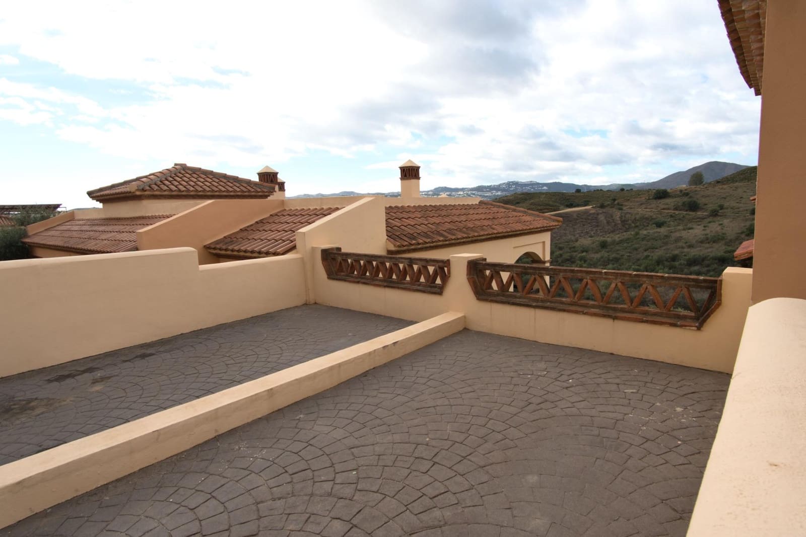 Pareado de 3 habitaciones en Mijas Golf en venta con piscina garaje - 445.000 € (Ref: 9462479)