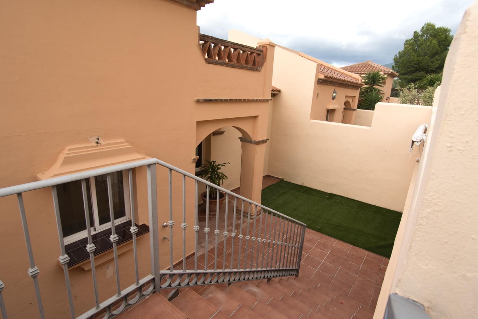 3 Zimmer Doppelhaus zu verkaufen in Mijas Golf mit Pool Garage - 430.000 € (Ref: 9462479)