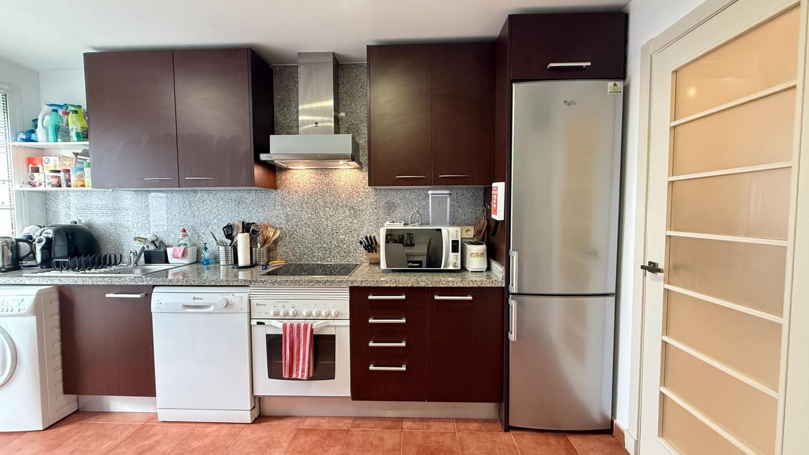 4 soverom Leilighet til salgs i Estepona med svømmebasseng garasje - € 325 000 (Ref: 9495413)