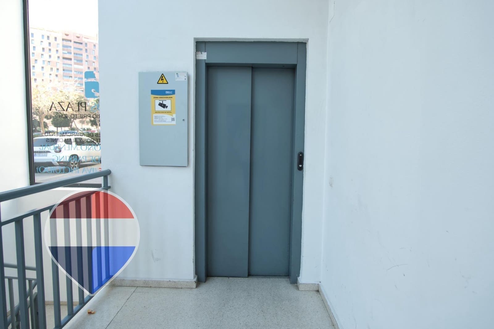 Garage for sale in Malaga city - € 48,000 (Ref: 9504446)