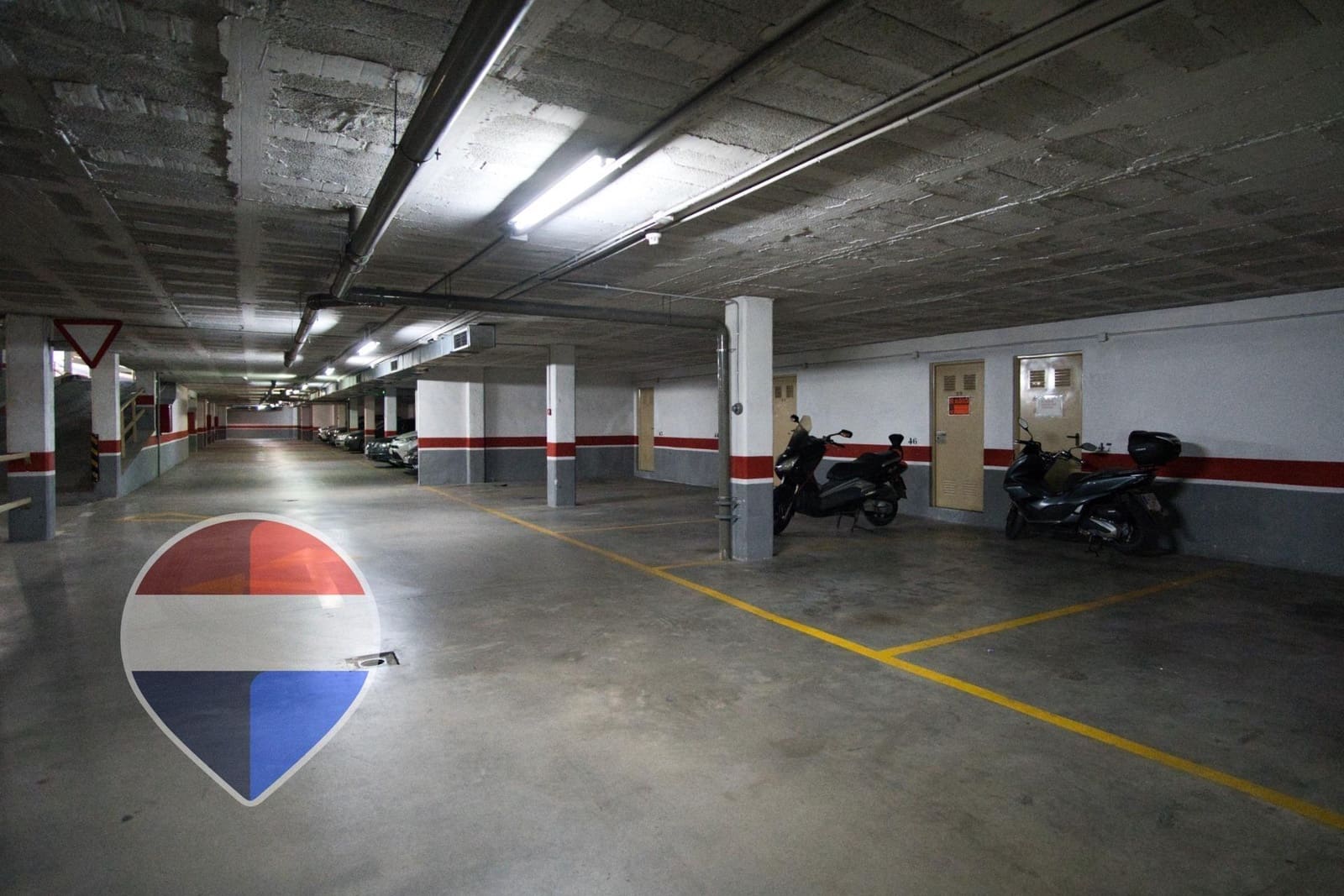 Garage for sale in Malaga city - € 48,000 (Ref: 9504446)