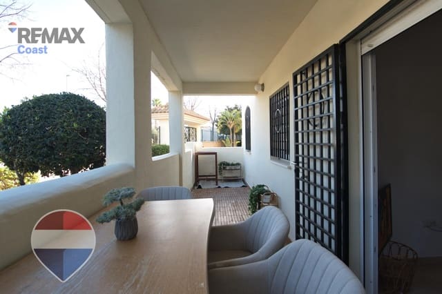 2 slaapkamer Flat te koop in Benalmádena met zwembad - € 325.000 (Ref: 9513525)