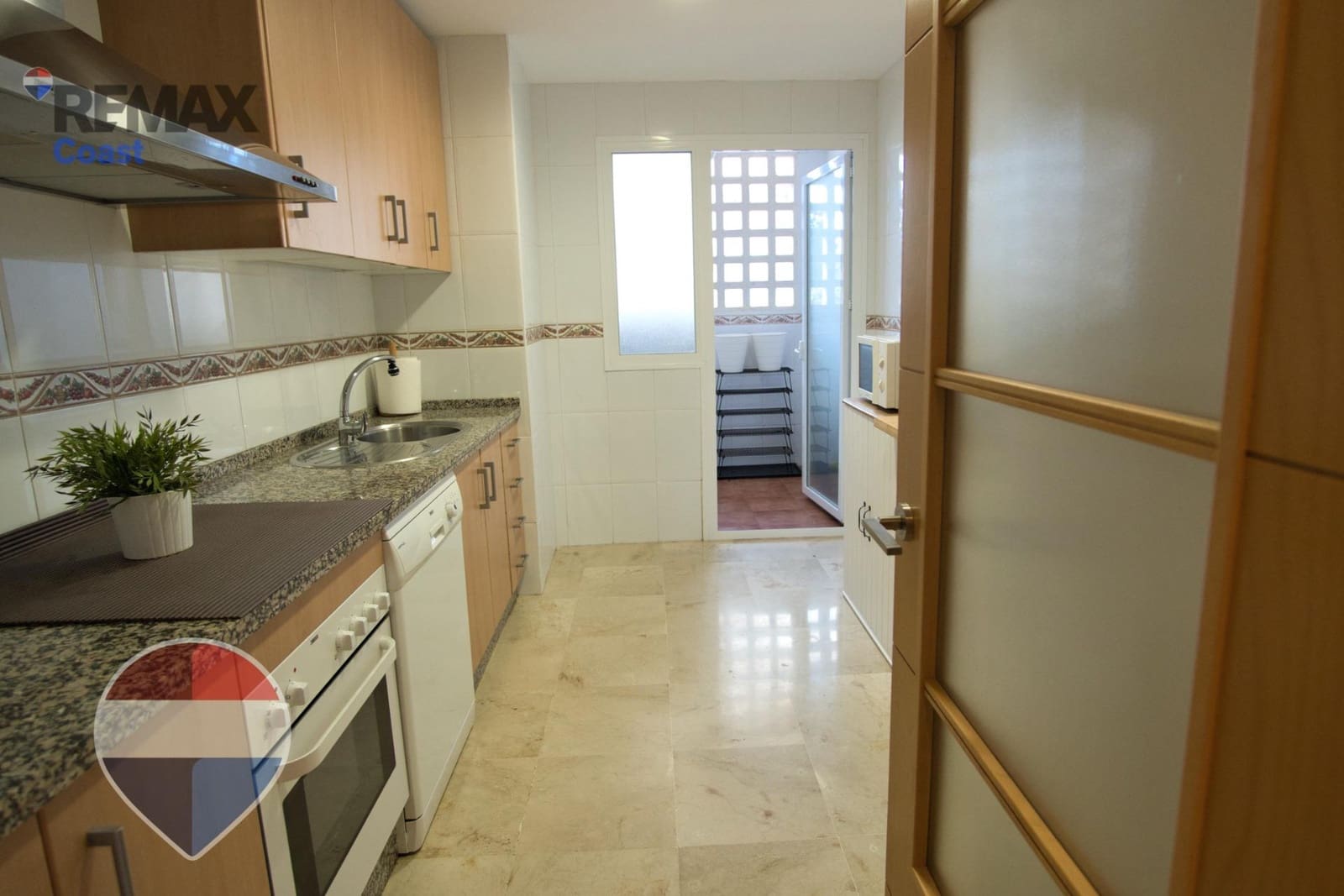 2 slaapkamer Flat te koop in Benalmadena met zwembad - € 325.000 (Ref: 9513525)