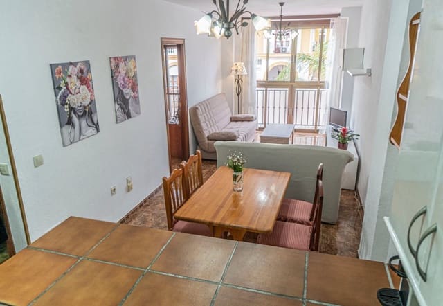 1 makuuhuone Asunto vuokrattavana paikassa Rincón de la Victoria - 900 € (Ref: 9524463)