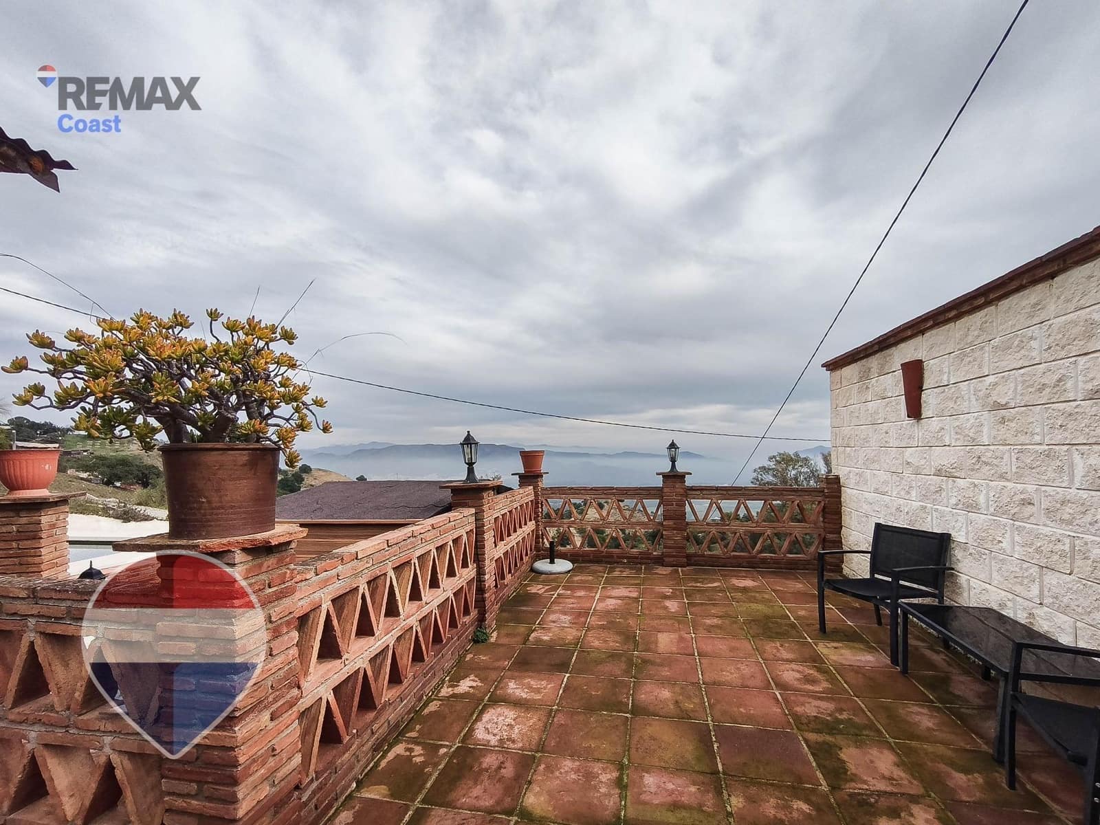 4 bedroom Finca/Country House for sale in Cartama with pool - € 295,000 (Ref: 9527834)