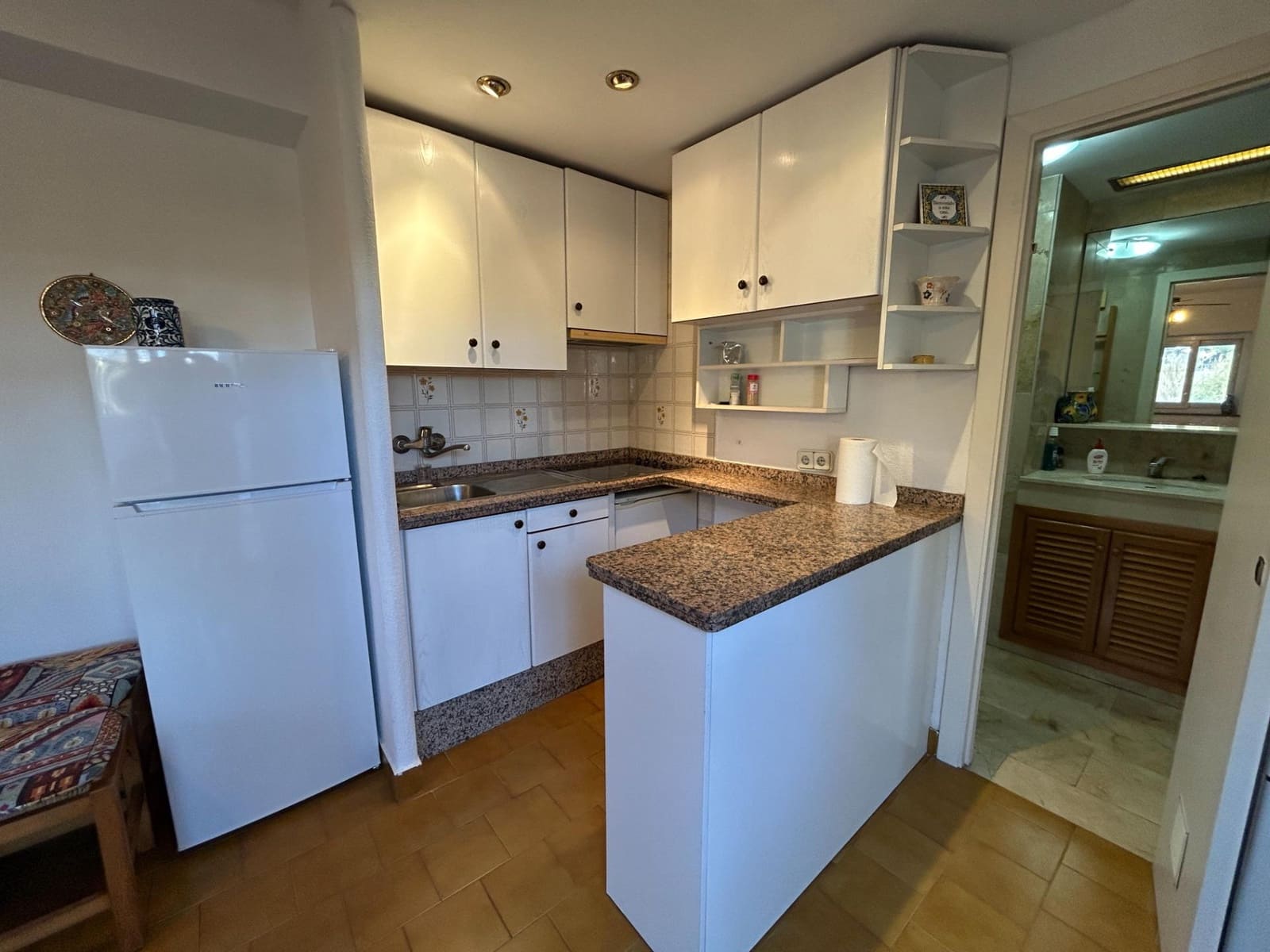 1 Zimmer Apartment zu verkaufen in Estepona mit Pool - 169.000 € (Ref: 9534849)