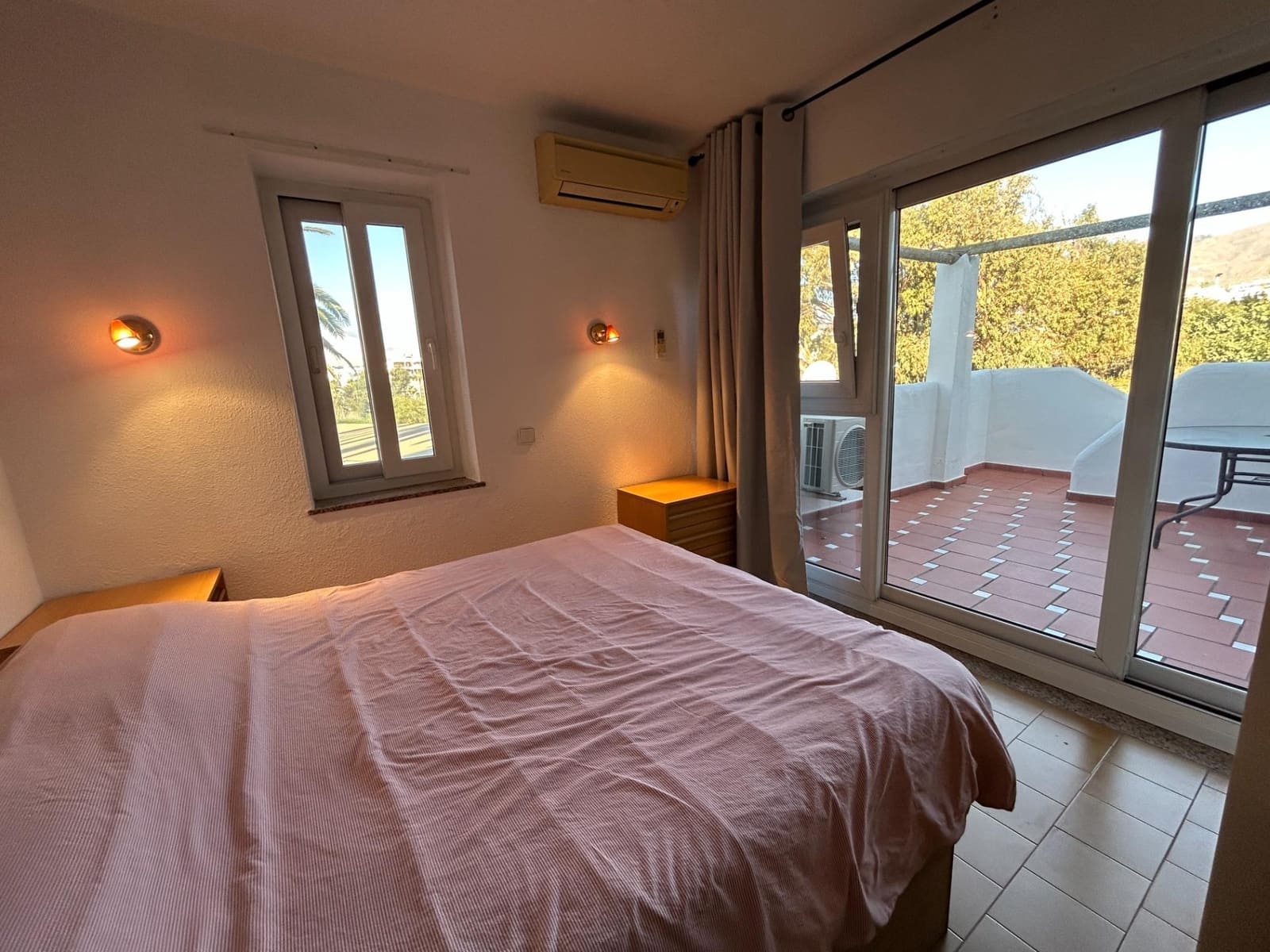 1 Zimmer Apartment zu verkaufen in Estepona mit Pool - 169.000 € (Ref: 9534849)