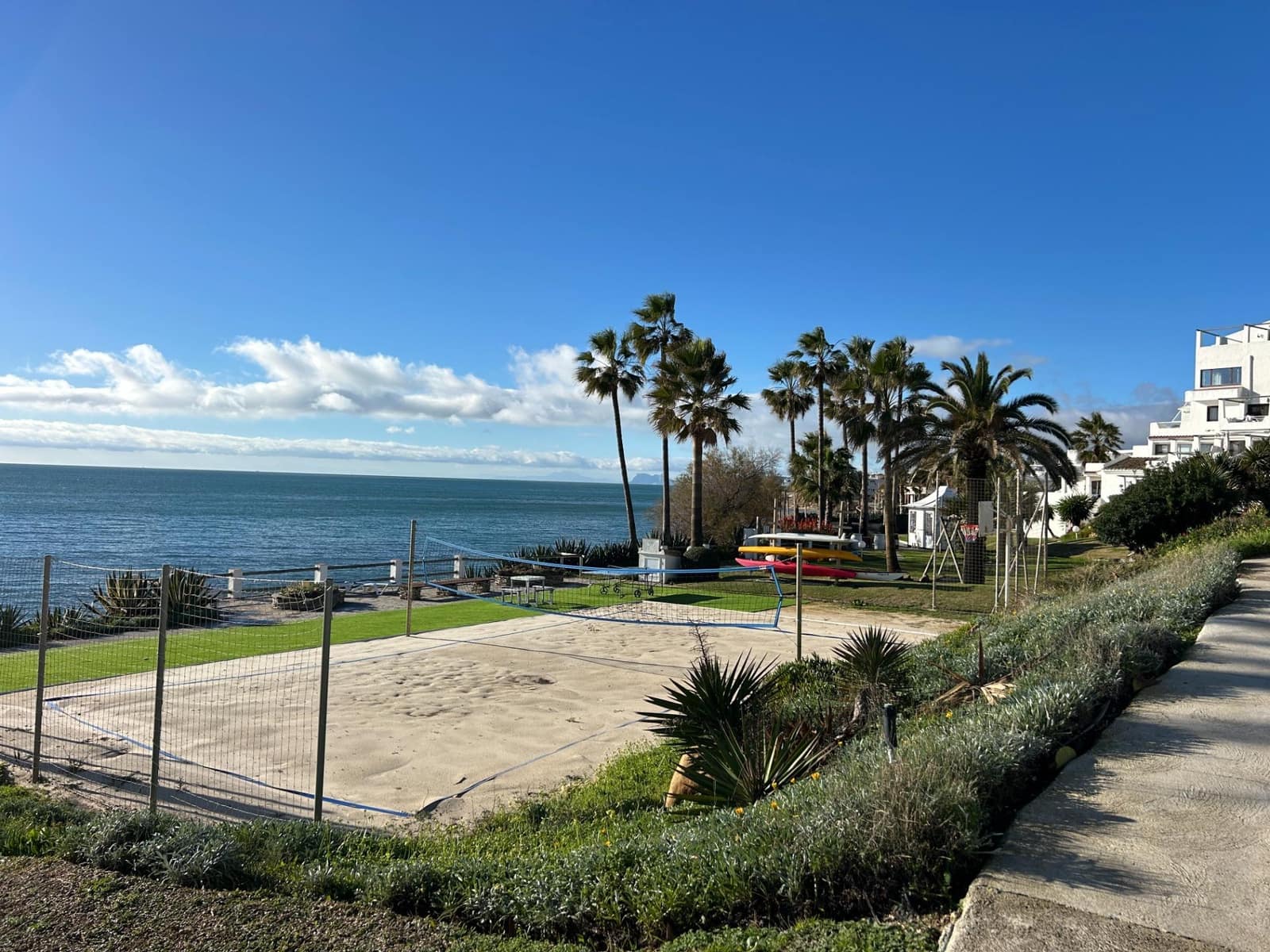 1 Zimmer Apartment zu verkaufen in Estepona mit Pool - 169.000 € (Ref: 9534849)