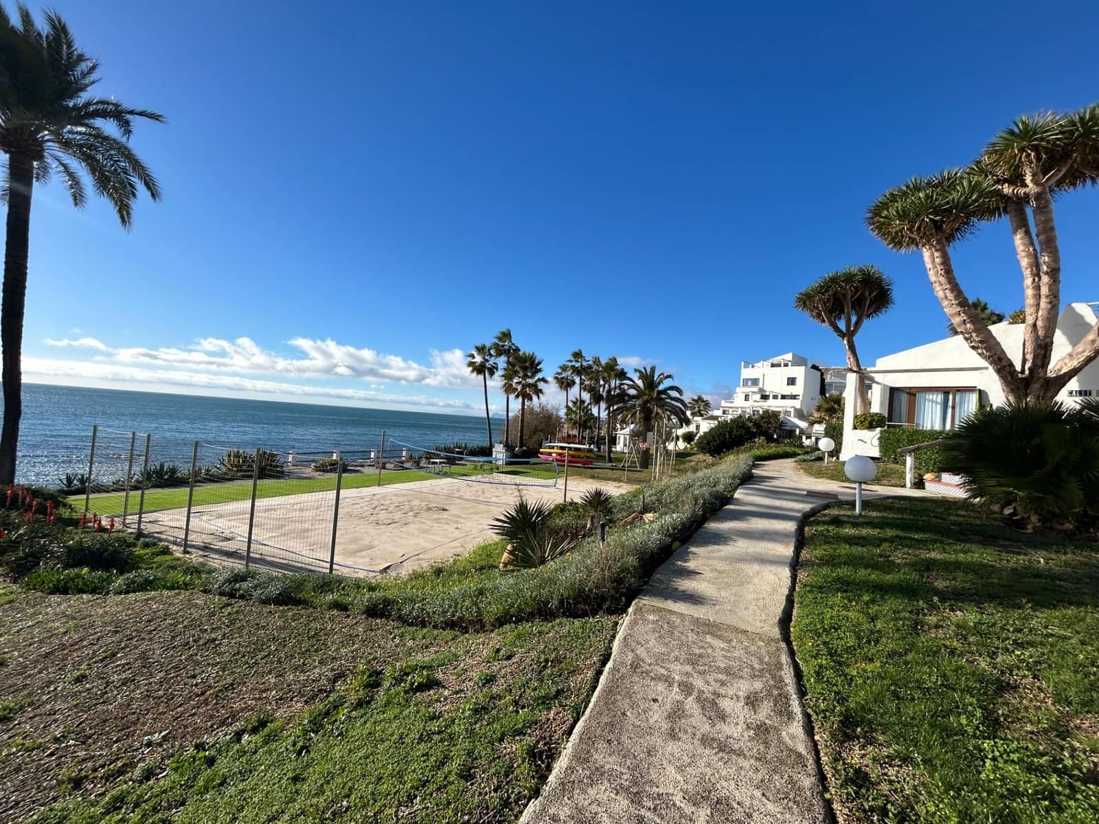 1 Zimmer Apartment zu verkaufen in Estepona mit Pool - 169.000 € (Ref: 9534849)