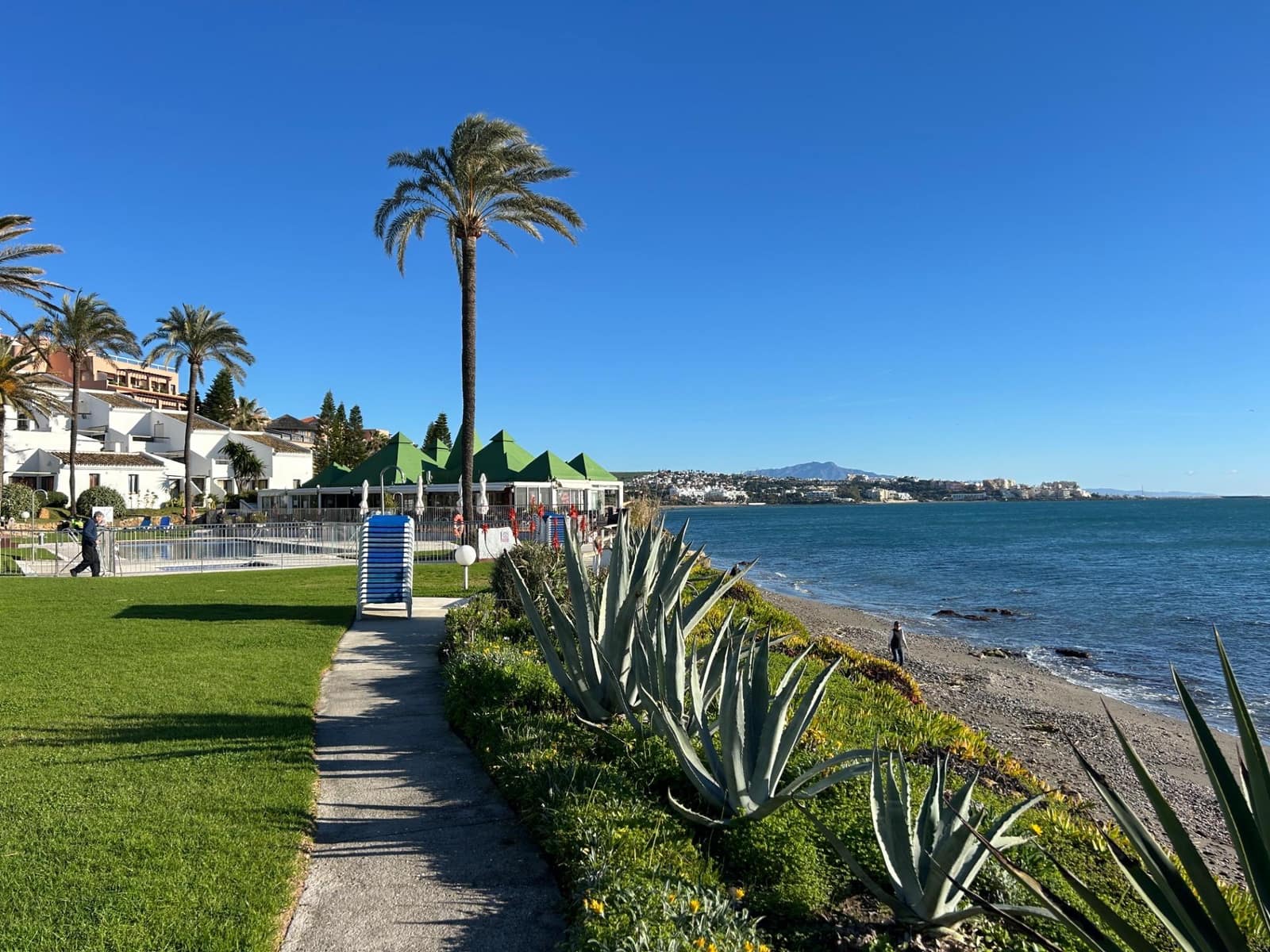 1 Zimmer Apartment zu verkaufen in Estepona mit Pool - 169.000 € (Ref: 9534849)