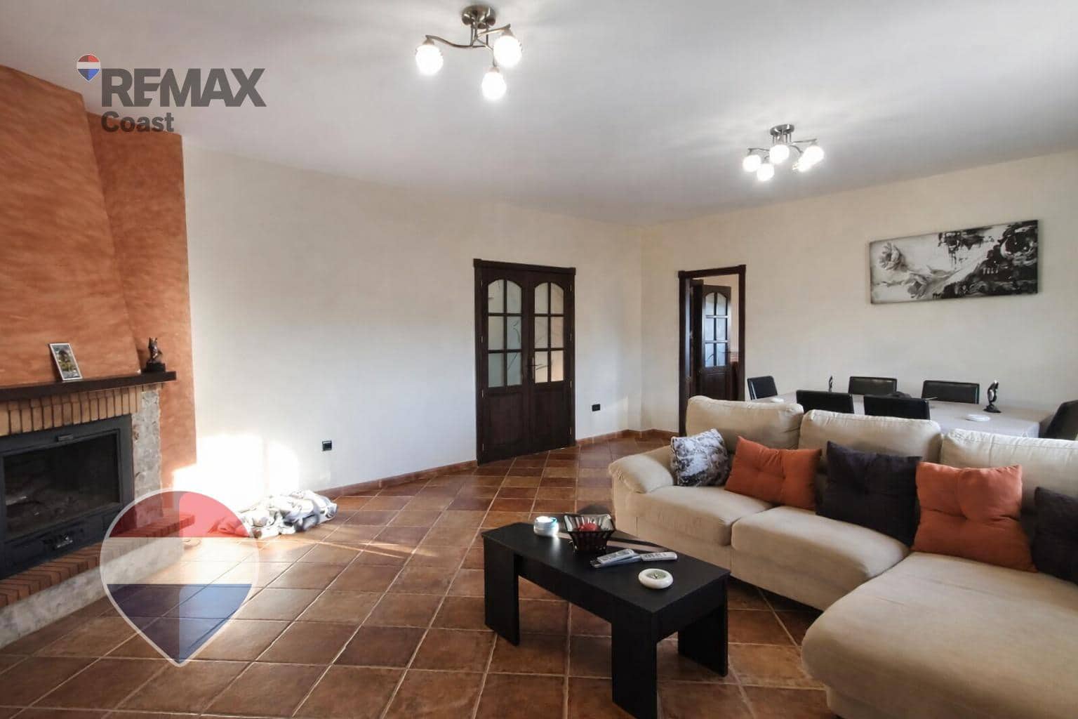 4 bedroom Finca/Country House for rent in Rincon de la Victoria with pool garage - € 2,500 (Ref: 9536260)