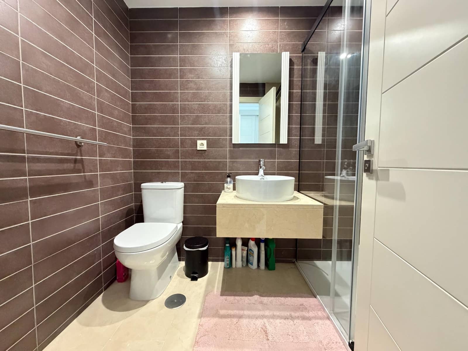 3 sypialnia Apartament na sprzedaż w Estepona z basenem garażem - 325 000 € (Ref: 9541559)