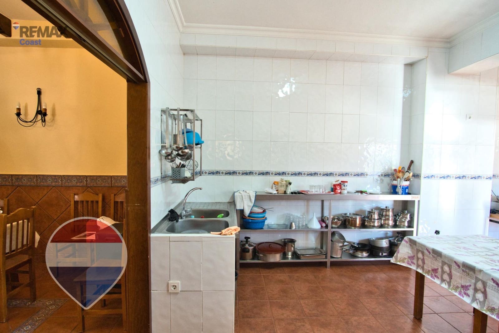 8 bedroom Villa for sale in Yunquera - € 786,000 (Ref: 9543794)