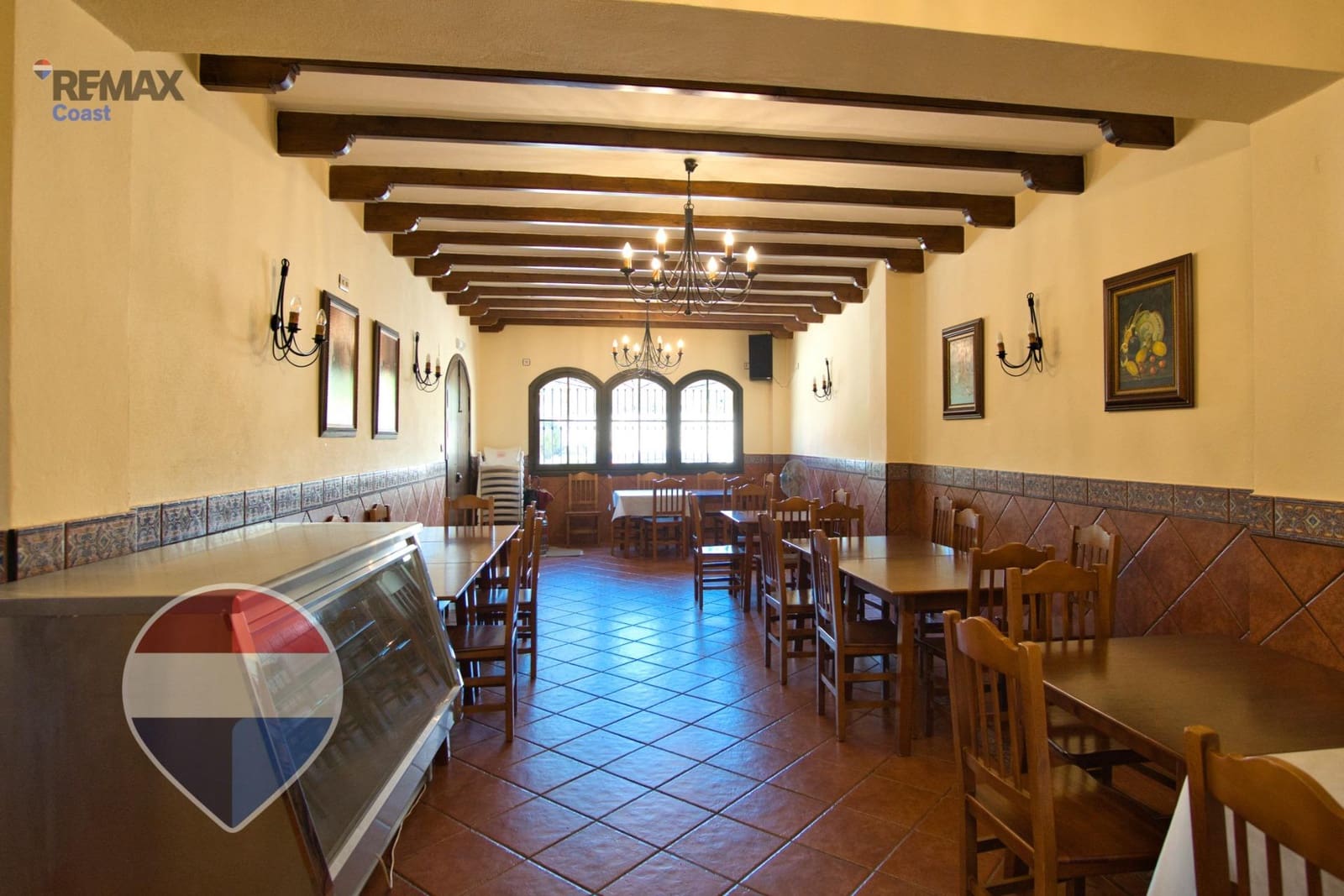 8 bedroom Villa for sale in Yunquera - € 786,000 (Ref: 9543794)