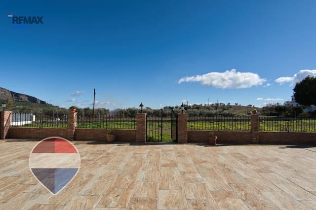 8 sovrum Villa till salu i Yunquera - 786 000 € (Ref: 9543794)