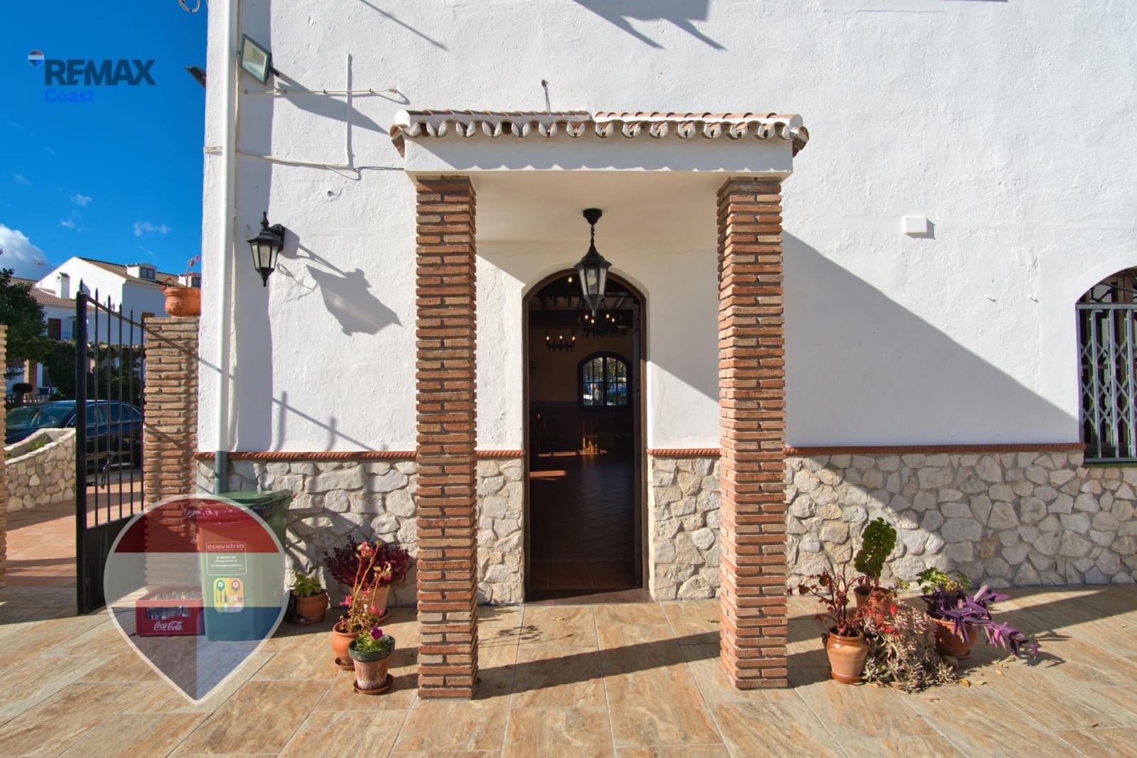 8 bedroom Villa for sale in Yunquera - € 786,000 (Ref: 9543794)