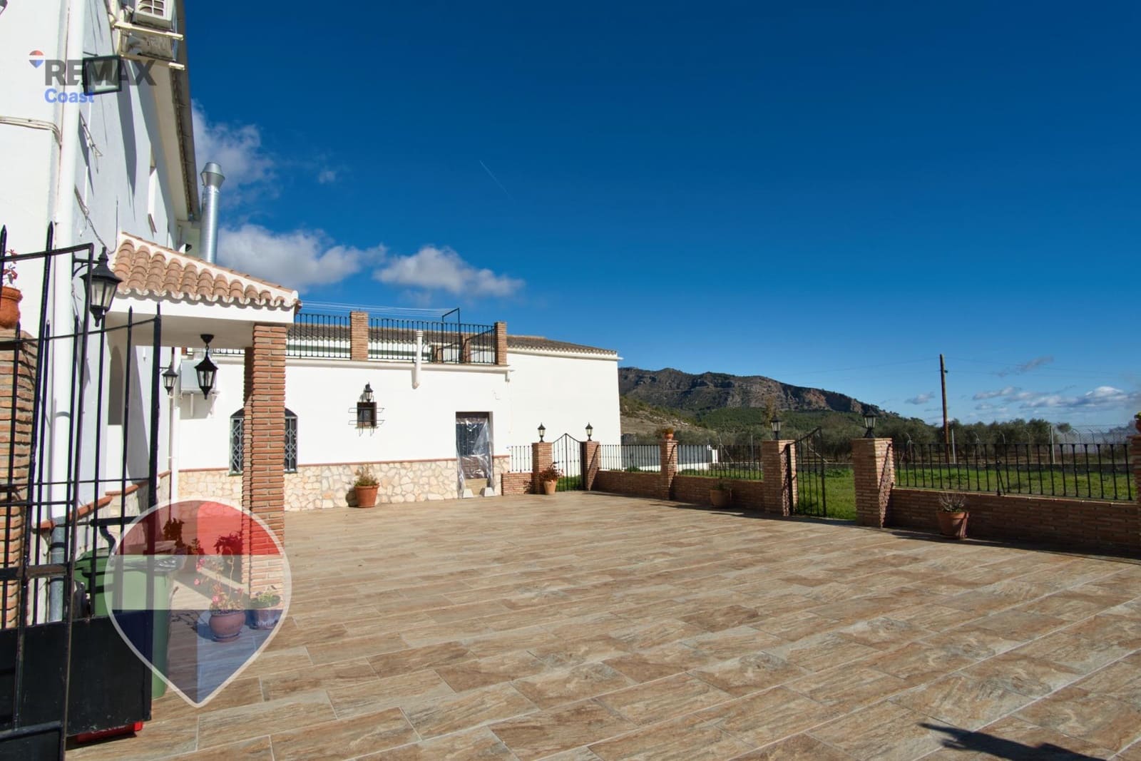 8 bedroom Villa for sale in Yunquera - € 786,000 (Ref: 9543794)