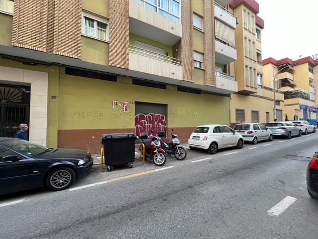 Lejlighed til salg i Málaga by - € 185.000 (Ref: 9551841)