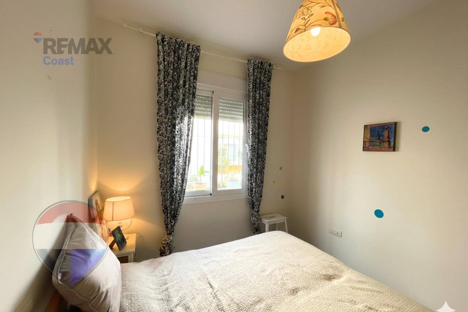 2 Zimmer Apartment zu verkaufen in Estepona mit Pool Garage - 235.000 € (Ref: 9556000)