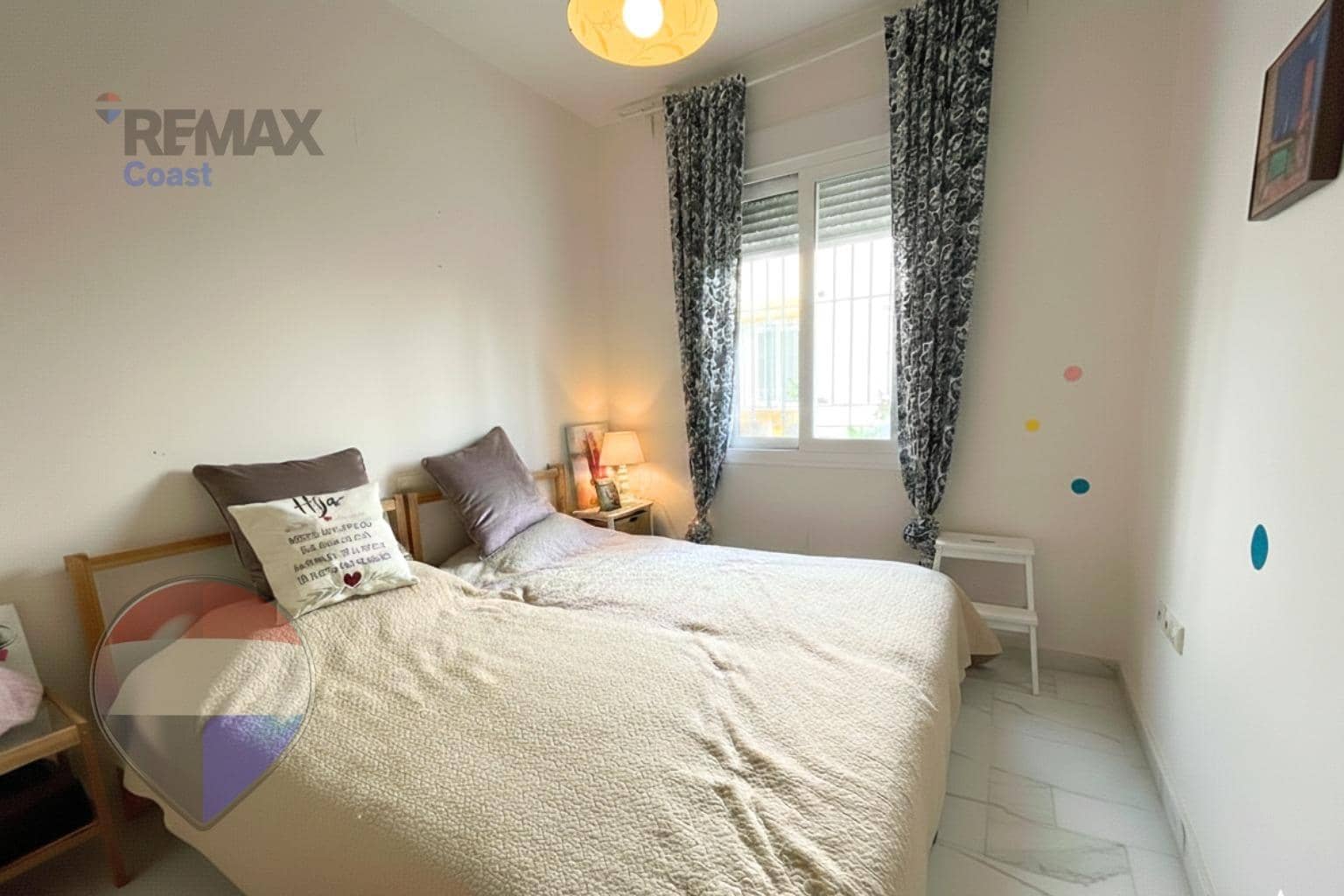 2 Zimmer Apartment zu verkaufen in Estepona mit Pool Garage - 235.000 € (Ref: 9556000)