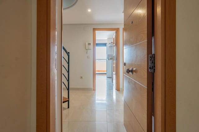 2 soverom Penthouse til leie i Almayate, Vélez-Málaga med svømmebasseng garasje - € 950 (Ref: 9591481)