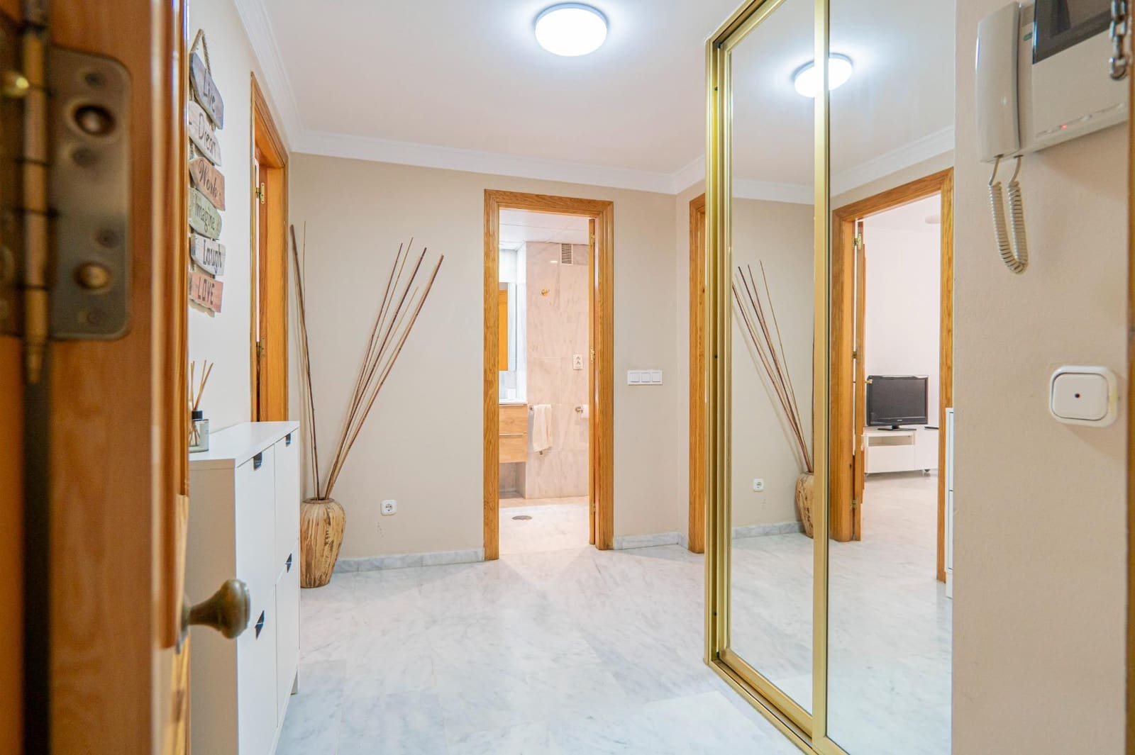 1 Zimmer Apartment zu vermieten in Estepona - 1.350 € (Ref: 9596342)