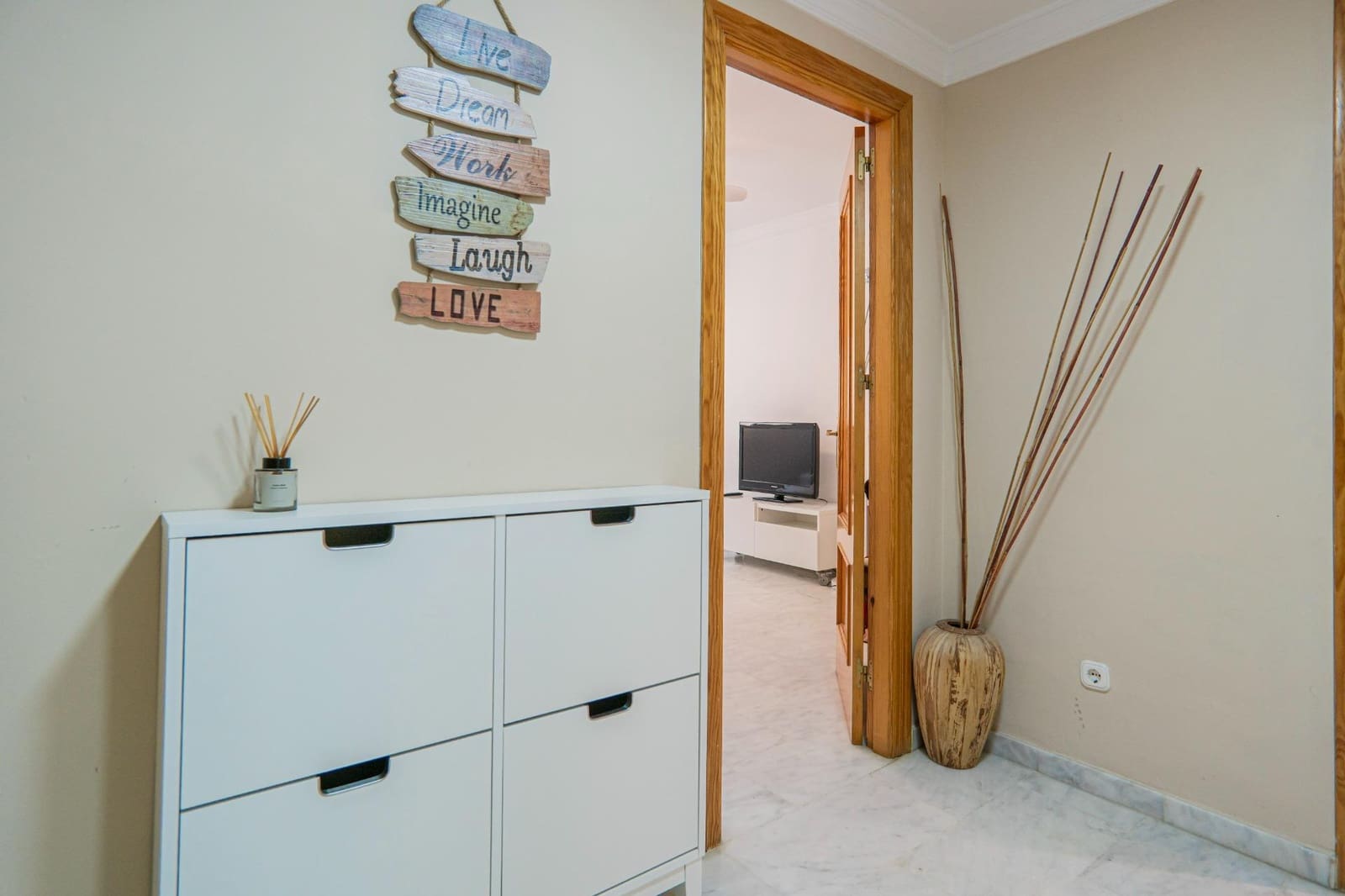 1 Zimmer Apartment zu vermieten in Estepona - 1.350 € (Ref: 9596342)