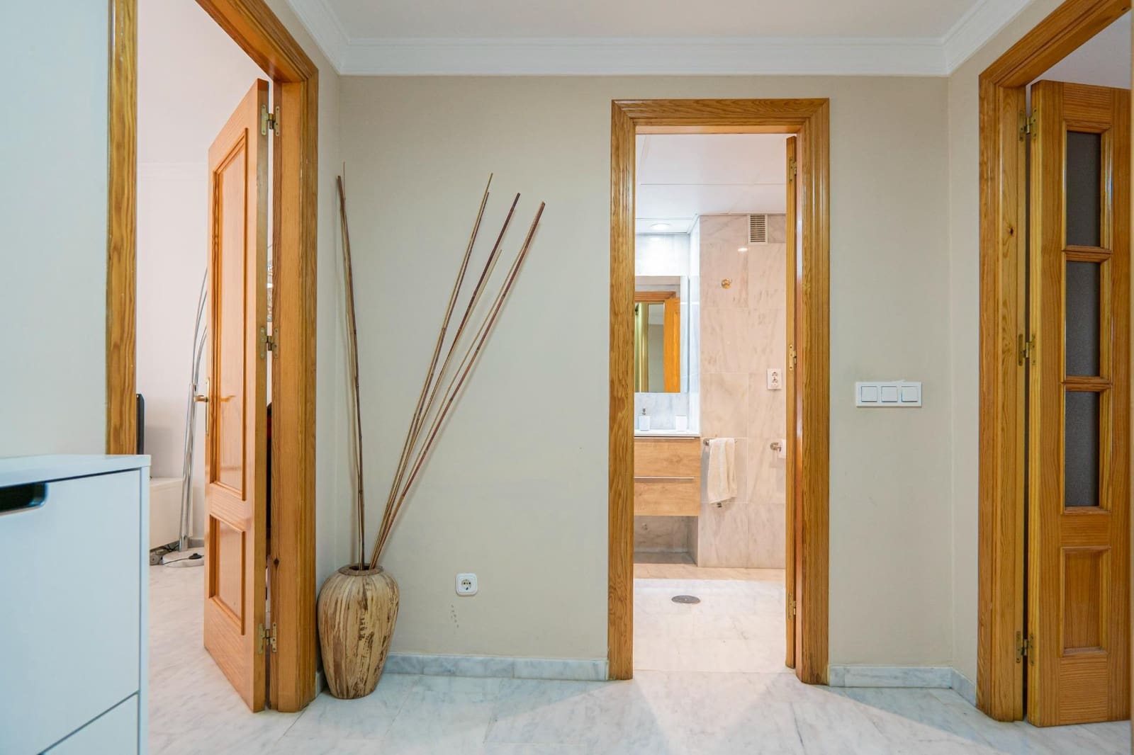 1 Zimmer Apartment zu vermieten in Estepona - 1.350 € (Ref: 9596342)