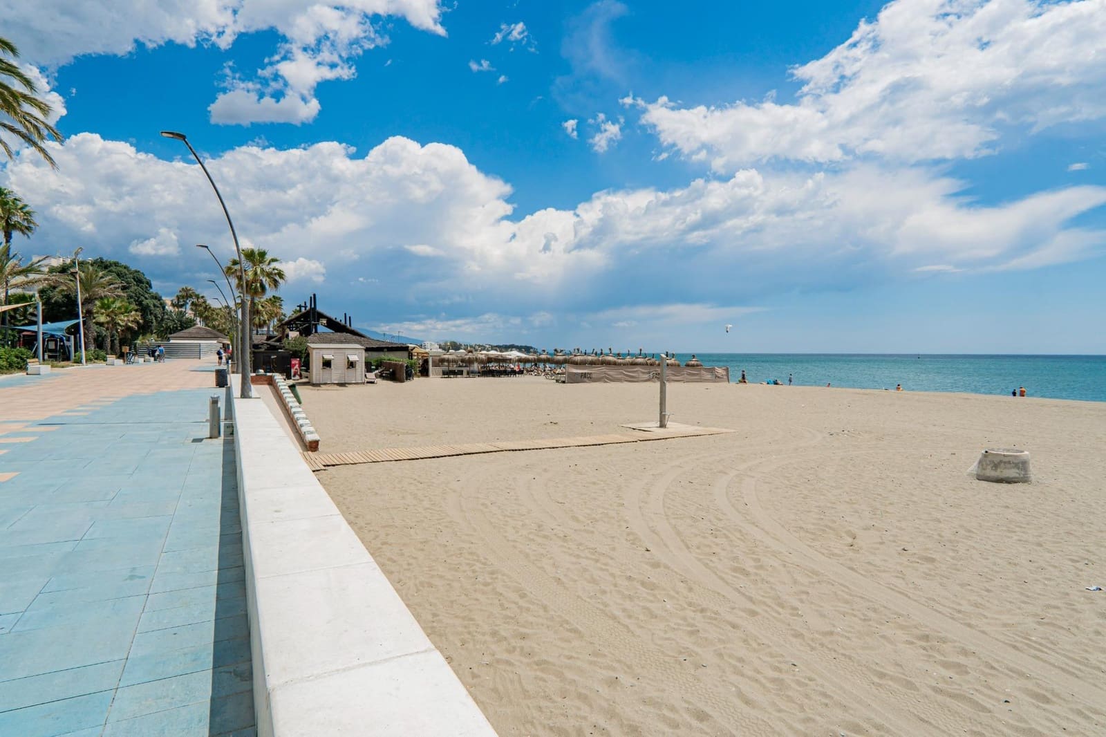 1 Zimmer Apartment zu vermieten in Estepona - 1.350 € (Ref: 9596342)