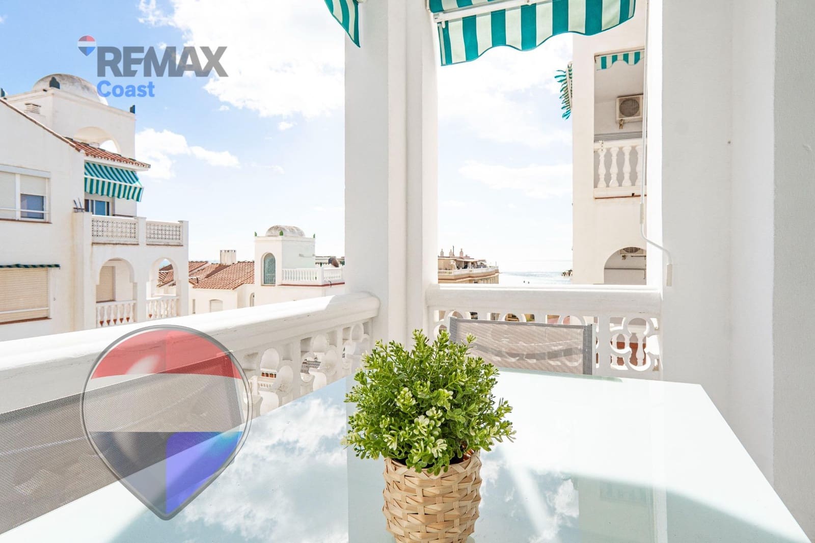 3 makuuhuone Asunto myytävänä paikassa La Cala del Moral mukana uima-altaan - 305 000 € (Ref: 9601203)