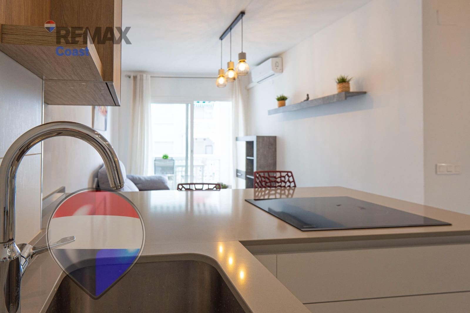 3 makuuhuone Asunto myytävänä paikassa La Cala del Moral mukana uima-altaan - 305 000 € (Ref: 9601203)