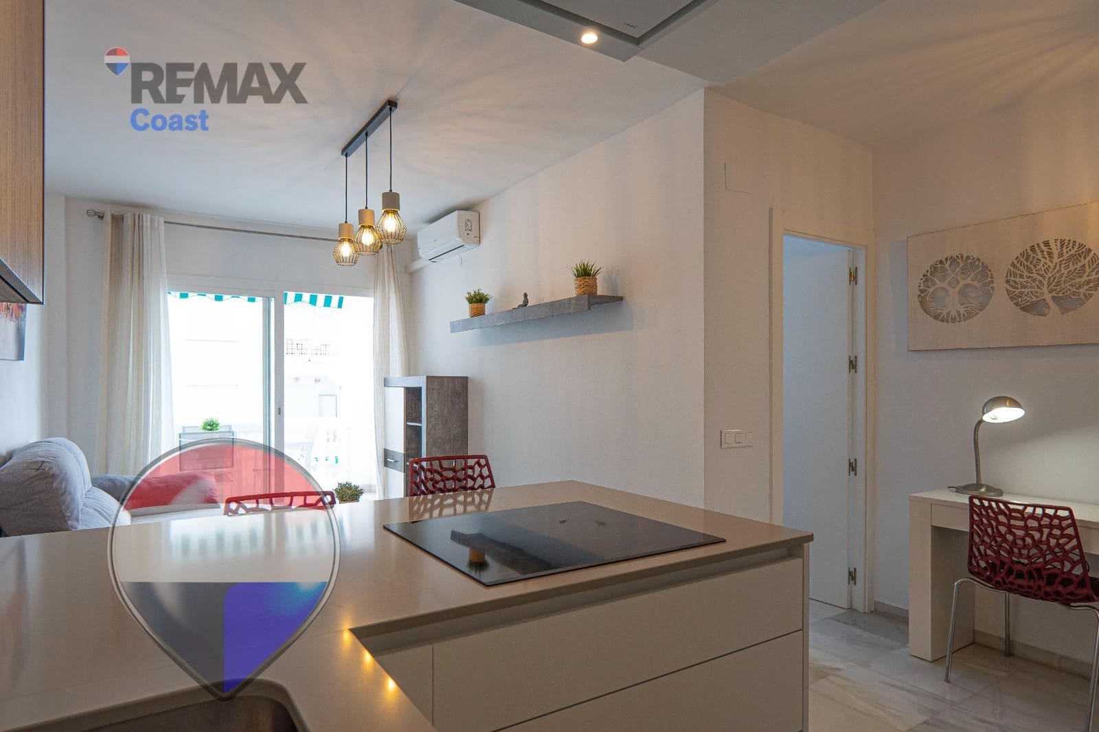 3 makuuhuone Asunto myytävänä paikassa La Cala del Moral mukana uima-altaan - 305 000 € (Ref: 9601203)