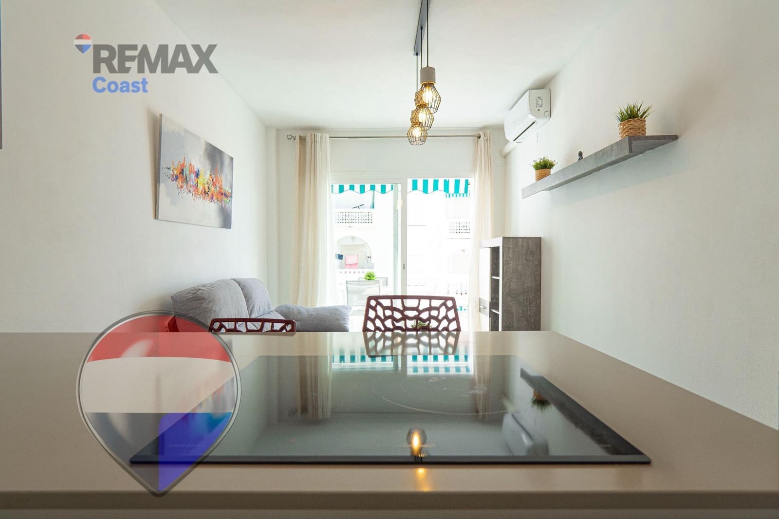 3 makuuhuone Asunto myytävänä paikassa La Cala del Moral mukana uima-altaan - 305 000 € (Ref: 9601203)