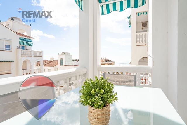 3 makuuhuone Asunto myytävänä paikassa La Cala del Moral, Rincón de la Victoria mukana uima-altaan - 305 000 € (Ref: 9601203)