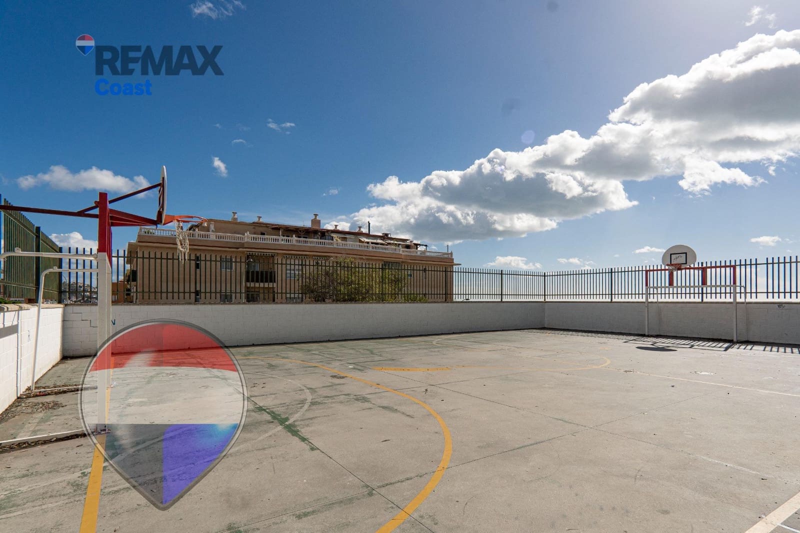 3 makuuhuone Asunto myytävänä paikassa La Cala del Moral mukana uima-altaan - 305 000 € (Ref: 9601203)