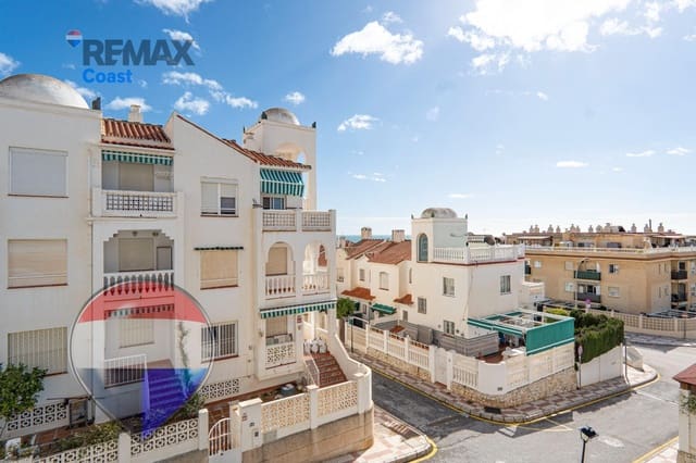 3 makuuhuone Asunto myytävänä paikassa La Cala del Moral, Rincón de la Victoria mukana uima-altaan - 305 000 € (Ref: 9601203)